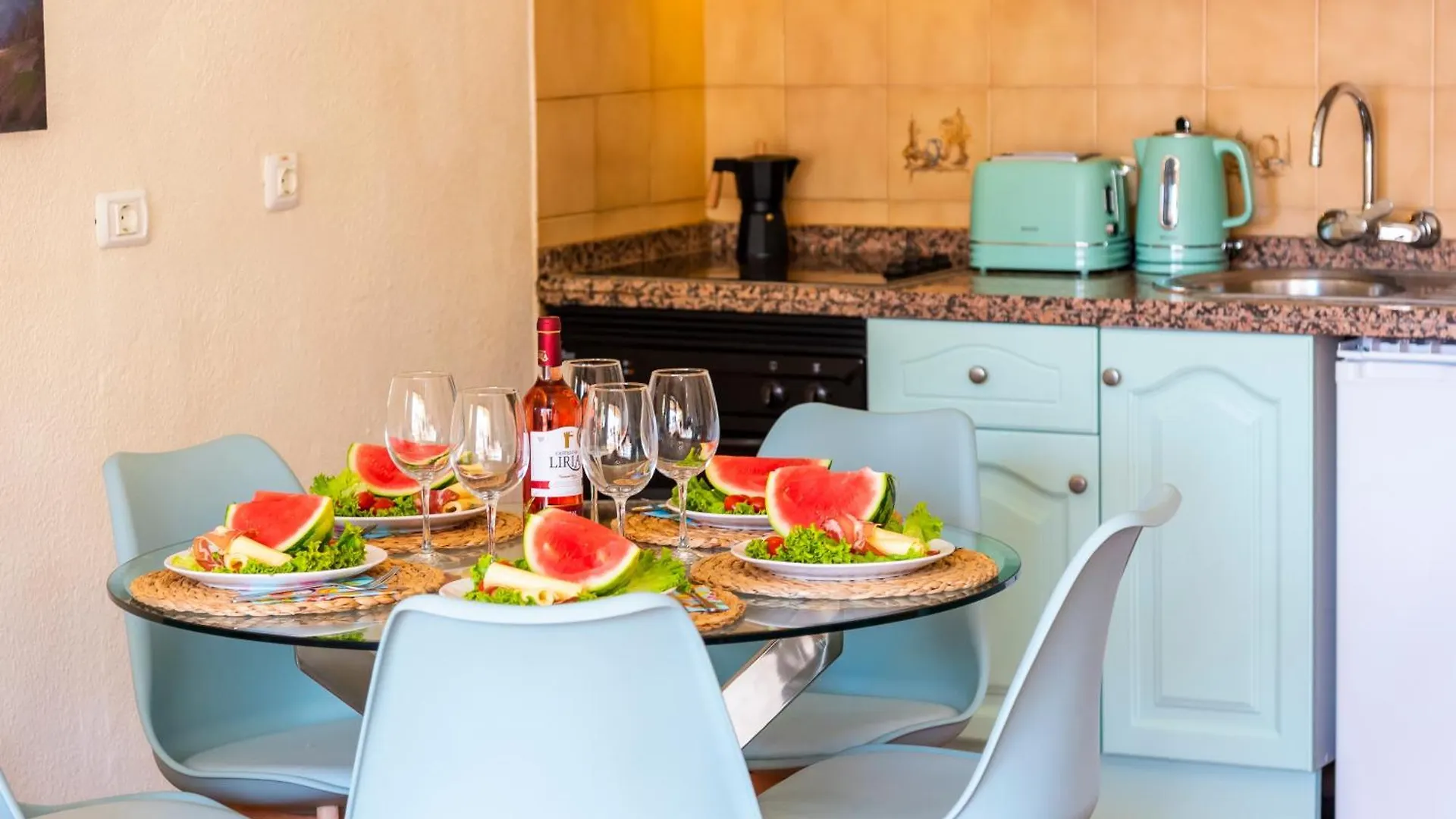 Azzurro Vibe With Ocean Sight In Heated Pool Complex - Tropical Dream Apartment San Miguel de Abona Spain